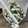 Ramos de flores blancas